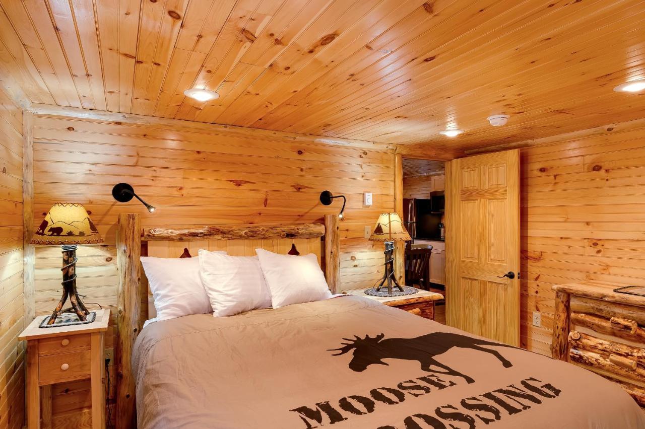 Cobble Mountain Lodge เลคแพลซิด ภายนอก รูปภาพ