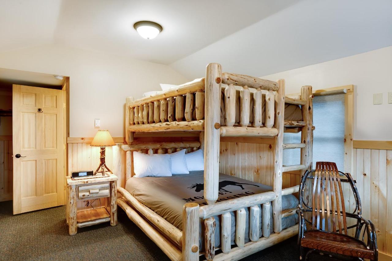Cobble Mountain Lodge เลคแพลซิด ภายนอก รูปภาพ