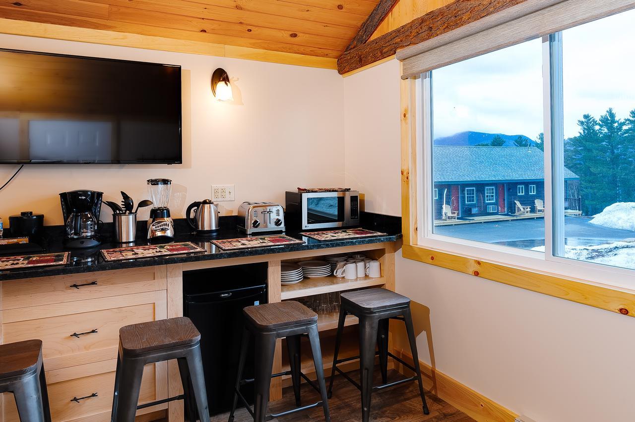 Cobble Mountain Lodge เลคแพลซิด ภายนอก รูปภาพ