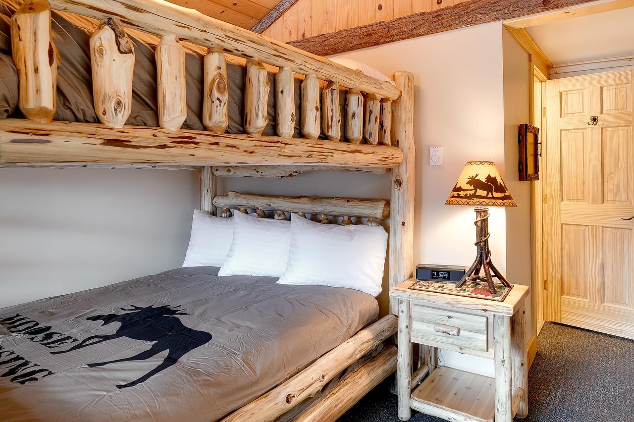 Cobble Mountain Lodge เลคแพลซิด ภายนอก รูปภาพ