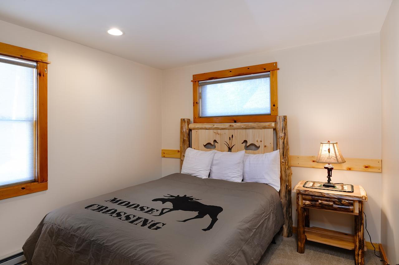 Cobble Mountain Lodge เลคแพลซิด ภายนอก รูปภาพ
