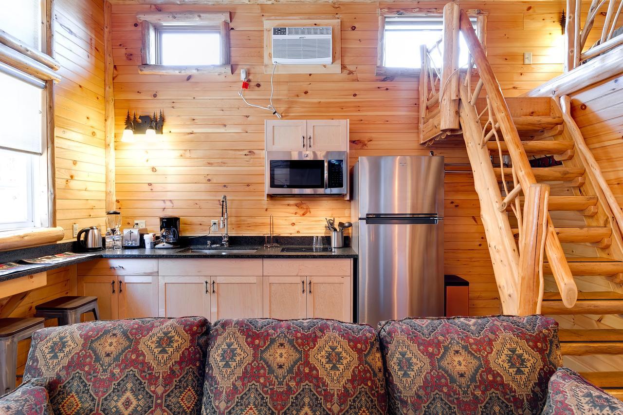 Cobble Mountain Lodge เลคแพลซิด ภายนอก รูปภาพ