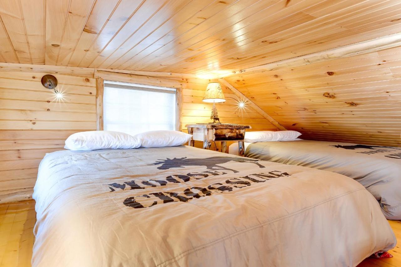 Cobble Mountain Lodge เลคแพลซิด ภายนอก รูปภาพ