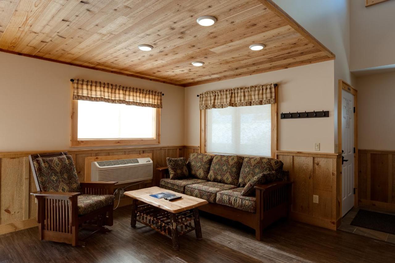Cobble Mountain Lodge เลคแพลซิด ภายนอก รูปภาพ
