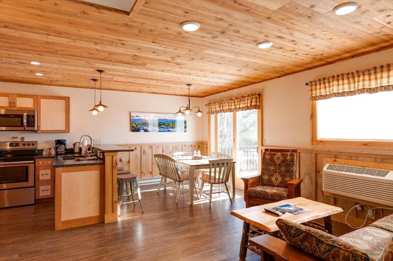 Cobble Mountain Lodge เลคแพลซิด ภายนอก รูปภาพ